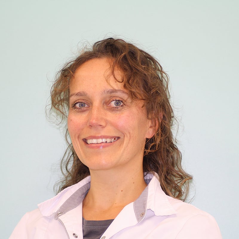 Photo of Sonja Bekker, Dierenarts en praktijkmanager
