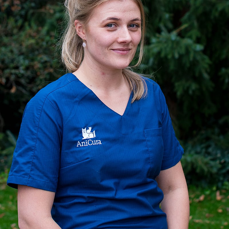 Foto van Nuria van Veghel, Paraveterinair