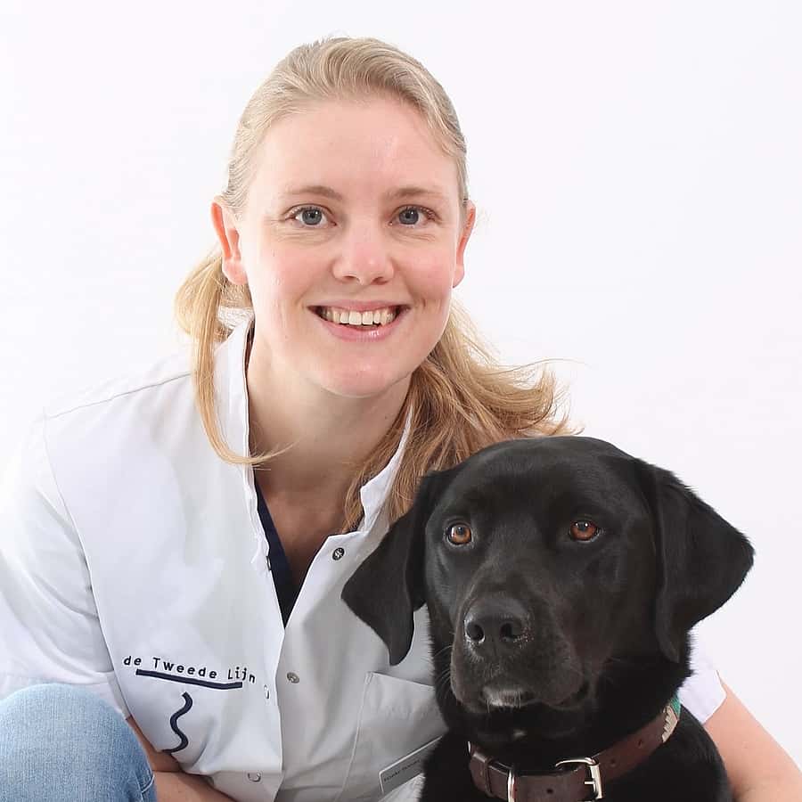 Femke Bosma, Dipl. ECVDI 