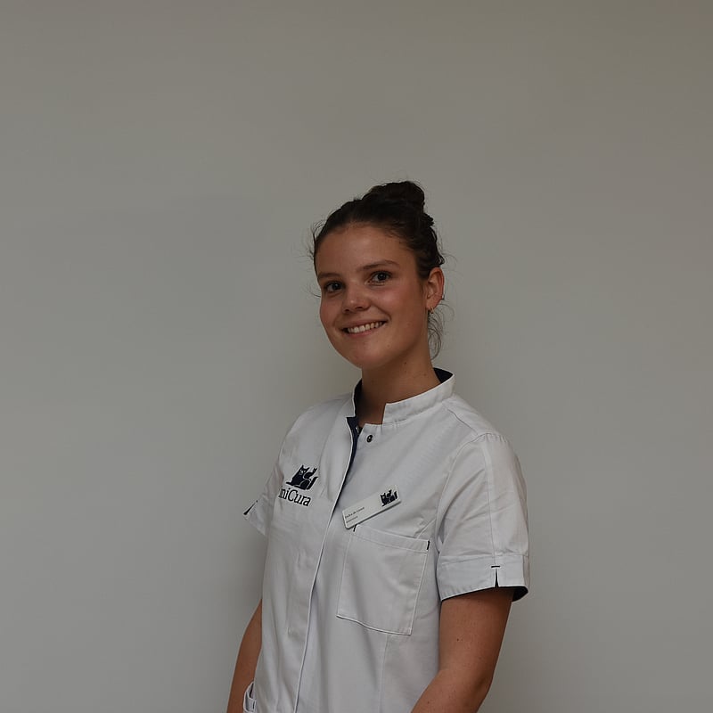 Photo of Indra de Groot, Veterinair Ondersteuner