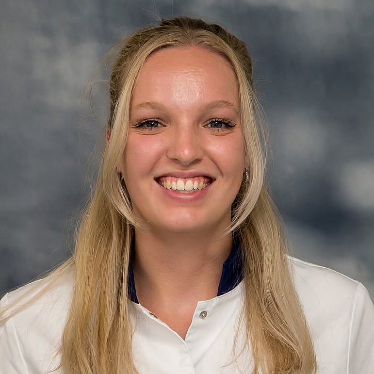 Photo of Leonoor Hak, Paraveterinair