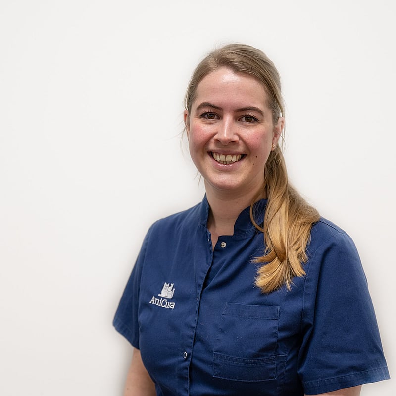 Photo of Marina van den Berg, Paraveterinair