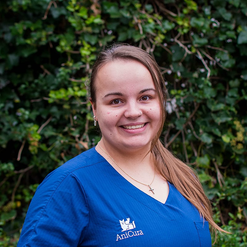 Foto van Kelly van den Heuvel, Paraveterinair