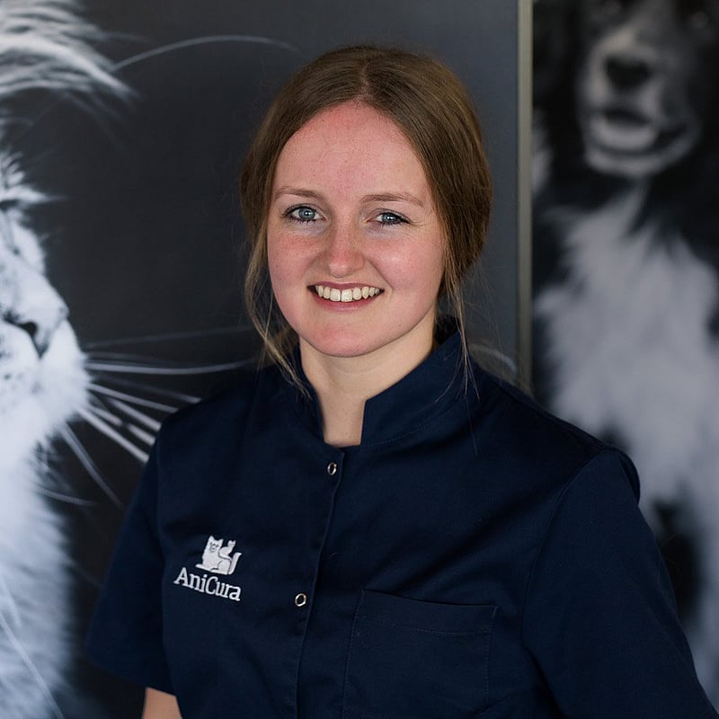 Photo of Anouk de Graaf, Paraveterinair
