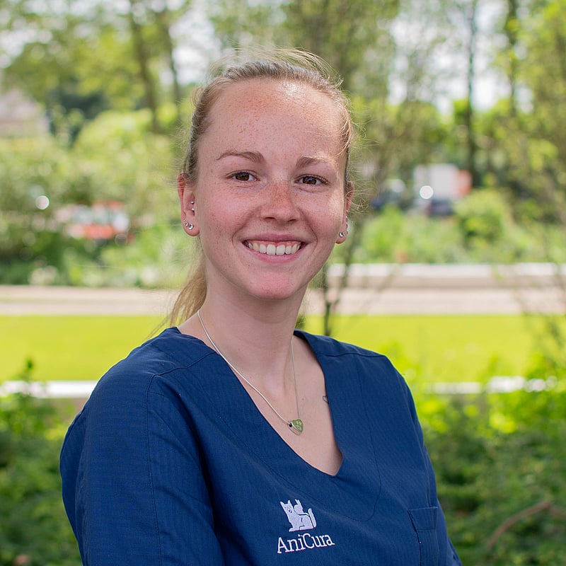 Foto van Amber Keulen, Paraveterinair