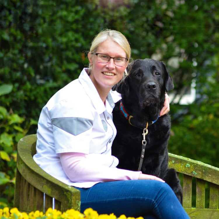 Photo of Britt van Balen, Paraveterinair