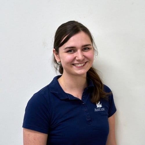 Photo of Marianne de Vries, Dierenarts